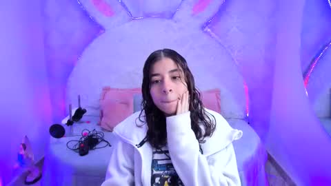 Gaby online show from March 18, 7:17 pm