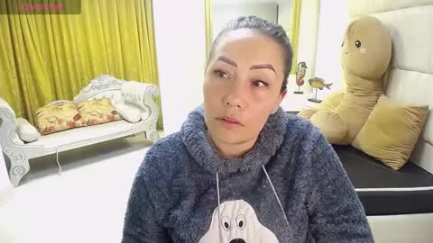 gabriela online show from February 13, 8:34 pm