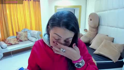 gabriela online show from March 10, 1:10 pm