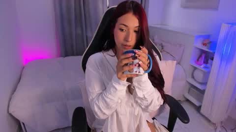 Snapshot of gaby_yummy chatting on February 19, 3:08 pm Gabriela online show from February 19, 3:08 pm