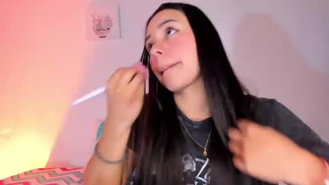 Snapshot of gabybuttler1 chatting on September 18, 1:18 am Gabybuttler online show from September 18, 1:18 am