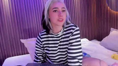 gabyrose9 online show from April 17, 7:50 pm