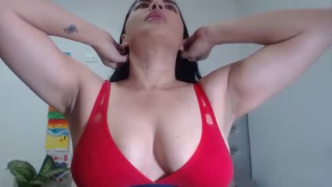 Snapshot of gabysot chatting on February 20, 4:46 pm gabysot online show from February 20, 4:46 pm