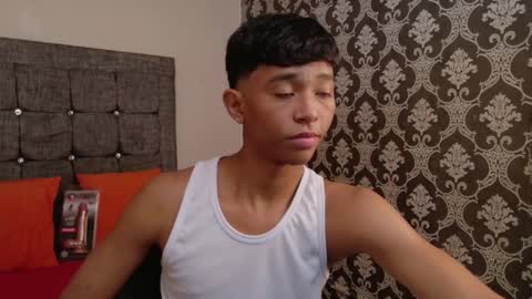 Snapshot of gael_d4v7 chatting on May 27, 8:06 pm Gael online show from May 27, 8:06 pm