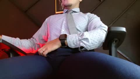 Snapshot of gael_williams3 chatting on February 19, 10:31 pm gael_williams3 online show from February 19, 10:31 pm