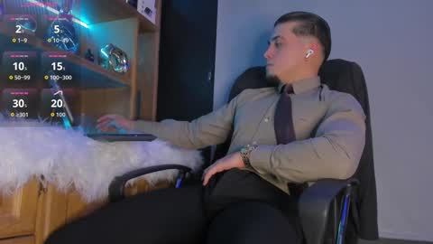 Snapshot of gael_williams3 chatting on October 2, 12:06 am gael_williams3 online show from October 2, 12:06 am