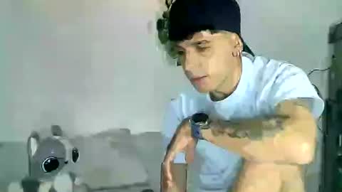 Gael Garca online show from February 11, 12:26 am