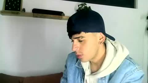 Gael Garca online show from February 15, 3:36 am