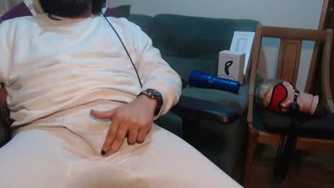 your master online show from May 16, 11:25 pm