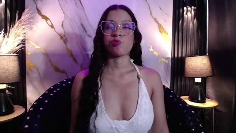 Snapshot of gagingbriana chatting on June 8, 12:05 pm Briana online show from June 8, 12:05 pm