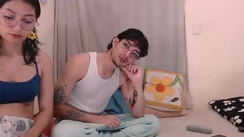 Gaia y Clayde online show from February 19, 5:53 pm