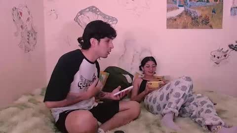 Snapshot of gaia_16 chatting on March 14, 1:12 am Gaia y Clayde online show from March 14, 1:12 am