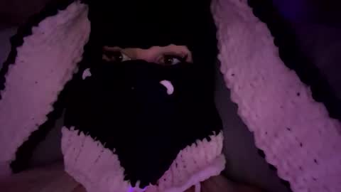 Feetbaabe online show from May 23, 7:46 am