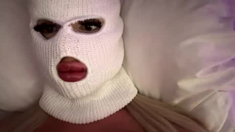 Feetbaabe online show from May 30, 2:36 pm