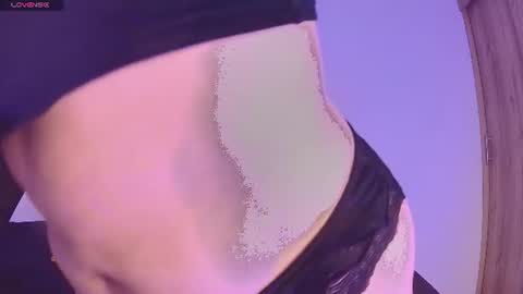 gaia_sweet_ online show from June 27, 7:02 am