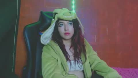 Snapshot of gakomenoshida chatting on January 3, 10:08 pm Kate 3 online show from January 3, 10:08 pm