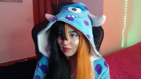 Kate 3 online show from May 2, 10:37 pm