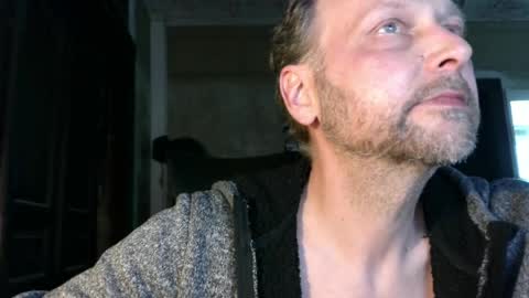 Snapshot of galadriel869 chatting on March 24, 9:09 pm galadriel869 online show from March 24, 9:09 pm
