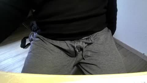 Stutzen online show from February 7, 3:05 pm