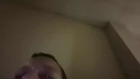 Snapshot of gallitocaliente chatting on November 17, 1:44 am Gallitocaliente online show from November 17, 1:44 am