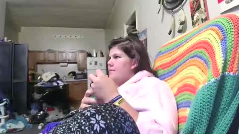 Snapshot of gamer202324 chatting on September 18, 1:18 am gamer202324 online show from September 18, 1:18 am