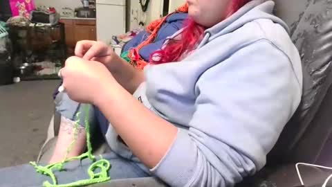 Snapshot of gamer202324 chatting on October 16, 2:23 am gamer202324 online show from October 16, 2:23 am