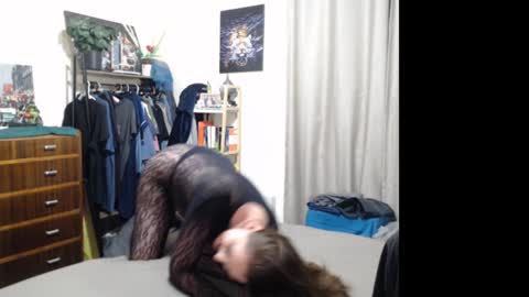 Snapshot of gangbangxxxgirl chatting on February 8, 10:29 am HOT  online show from February 8, 10:29 am