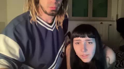 sexandlove23 online show from December 25, 8:17 pm