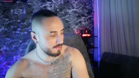 Snapshot of garbel09 chatting on January 19, 7:15 am Chris Dont forget to gift me thumb up Its very important to me and makes me happy AF online show from January 19, 7:15 am
