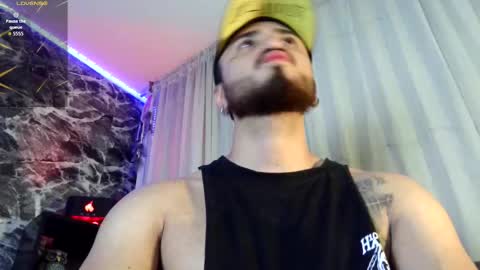Snapshot of garbel09 chatting on September 16, 6:25 am Chris Dont forget to gift me thumb up Its very important to me and makes me happy AF online show from September 16, 6:25 am