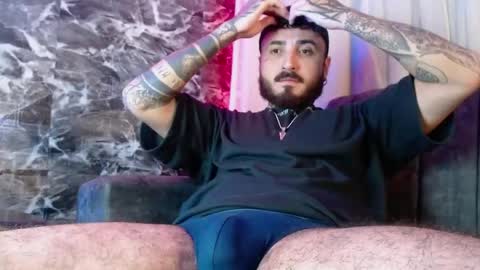 Snapshot of garbel09 chatting on May 5, 6:43 am Chris Dont forget to gift me thumb up Its very important to me and makes me happy AF online show from May 5, 6:43 am
