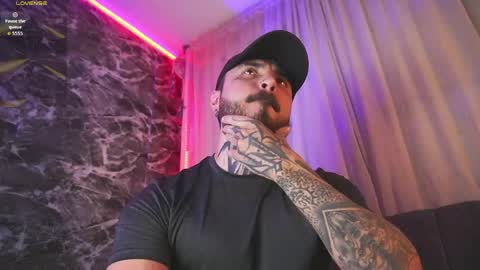 Snapshot of garbel09 chatting on May 25, 5:57 am Chris Dont forget to gift me thumb up Its very important to me and makes me happy AF online show from May 25, 5:57 am