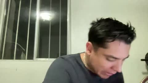 garypinepineapple online show from April 29, 3:32 am