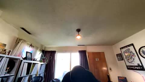 marvin pumpt online show from December 20, 7:21 pm