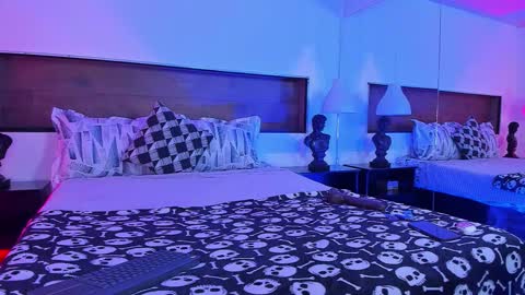  Usagi  online show from February 20, 7:58 pm