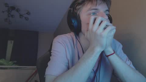 Snapshot of gasturfahe chatting on January 9, 10:09 pm gasturfahe online show from January 9, 10:09 pm