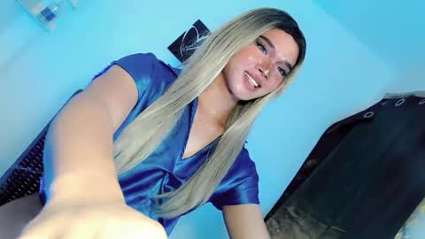 Snapshot of gata_olivia chatting on February 23, 8:55 am JUST CALL ME OLIVIA online show from February 23, 8:55 am