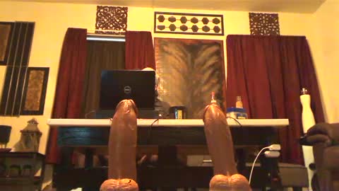 Snapshot of gatewaylaptop2019 chatting on January 4, 12:27 pm gatewaylaptop2019 online show from January 4, 12:27 pm