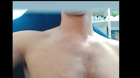 gatosarado23 online show from January 12, 11:21 pm