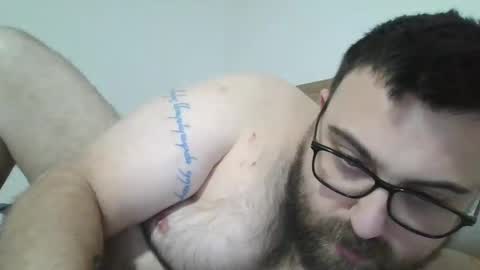 Snapshot of gatzu86 chatting on December 3, 10:51 pm gatzu86 online show from December 3, 10:51 pm