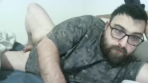 Snapshot of gatzu86 chatting on December 7, 8:44 am gatzu86 online show from December 7, 8:44 am