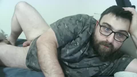 Snapshot of gatzu86 chatting on December 7, 9:33 pm gatzu86 online show from December 7, 9:33 pm