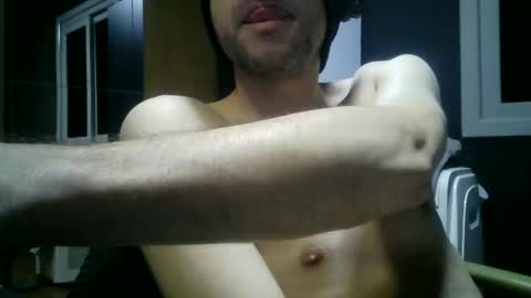 Snapshot of gauchors21 chatting on November 6, 2:56 am gauchors21 online show from November 6, 2:56 am