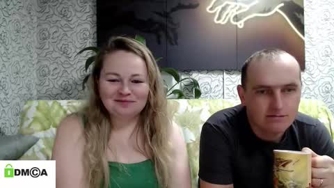 Snapshot of gaverd88 chatting on January 7, 11:16 am Alex and Lazaria online show from January 7, 11:16 am