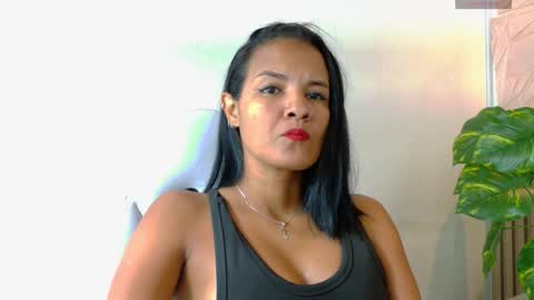 gaviluc_ online show from March 27, 11:32 am