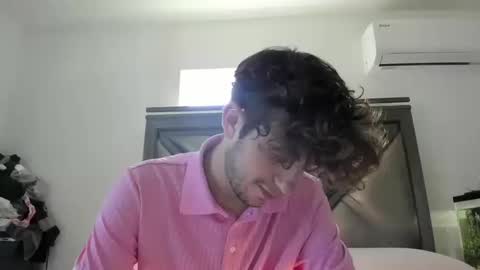 Snapshot of gayndepressed chatting on October 12, 4:17 pm Trace online show from October 12, 4:17 pm