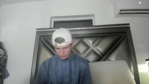 Snapshot of gayndepressed chatting on November 1, 2:57 am Trace online show from November 1, 2:57 am