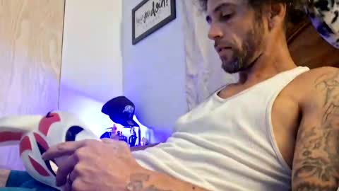 Snapshot of gboat55 chatting on October 29, 5:42 am gboat55 online show from October 29, 5:42 am