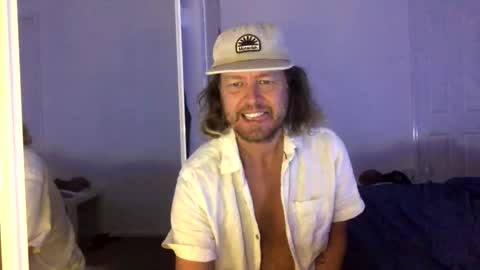 gcsurfer81 online show from February 9, 8:51 am