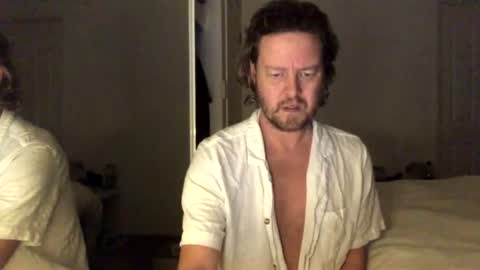Snapshot of gcsurfer81 chatting on July 1, 8:49 am gcsurfer81 online show from July 1, 8:49 am
